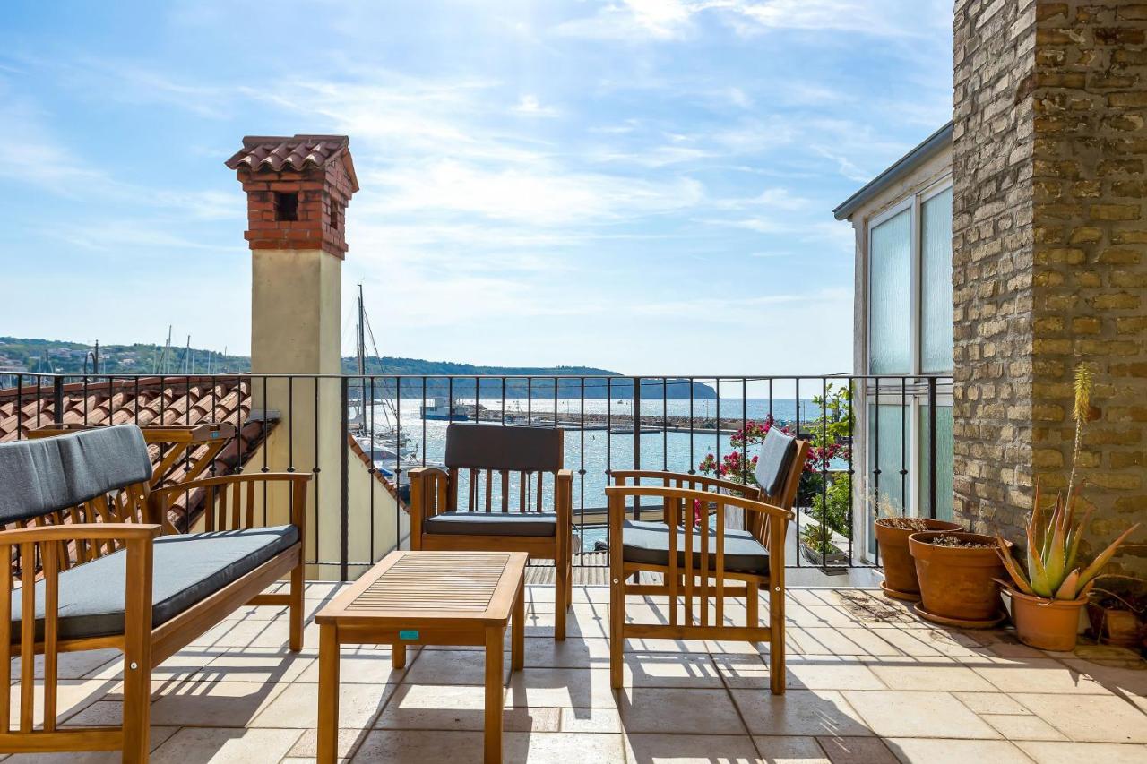 Vila Adriana Izola Exteriör bild